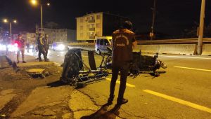 Otomobil ile kasalı motosiklet çarpıştı