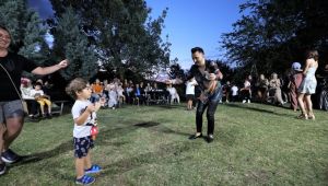 Özel çocuklar konserde eğlendi