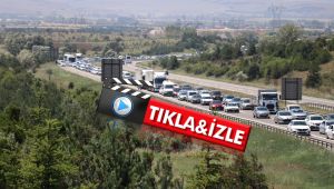 Tatilciler kilometrelerce kuyruk oluşturdu