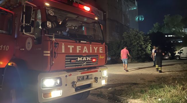 Tekstil atölyesinin elektrik panosunda yangın çıktı