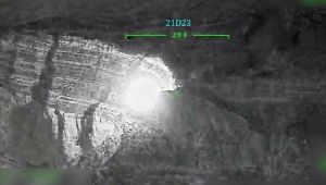 Teröristlere ait 40'a yakın hedef imha edildi