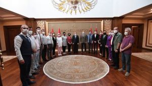 Vali Yavuz, personelin bayramını tebrik etti 