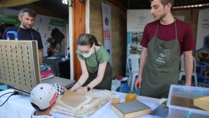 Yaz Neşesi’nde 100 yıllık çıkrık ilgi odağı oldu