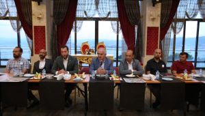 Zeki Aygün, MHP yönetimi ile bir araya geldi