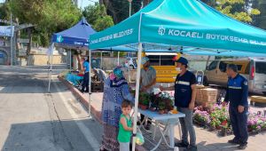 Ziyarete gelen Şehit Aileleri çiçeklerle karşılandı