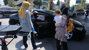 Akaryakıt istasyonunda korkutan kaza