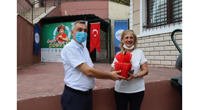 Atıklarını getiren ödülünü aldı