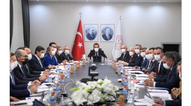 Bakan Özer'den yüz yüze eğitim açıklaması