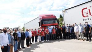 Başiskele'den sel bölgesine 6 tır yardım gönderildi