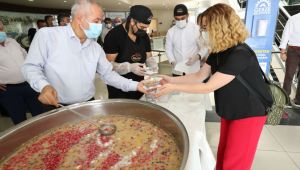 Başkan Büyükgöz’den personele aşure ikramı