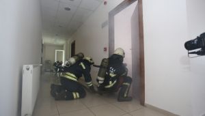 Depremin 22. yıldönümünde gerçeği aratmayan tatbikat