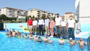 Derince’de yüzme bilmeyen çocuk kalmayacak