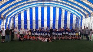 Geleceğin futbolcuları yetişiyor