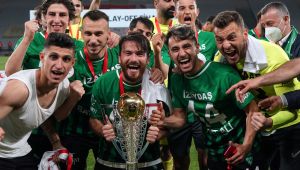 Kocaelispor 11 yıl sonra 1. Lig'de taraftarının huzurunda