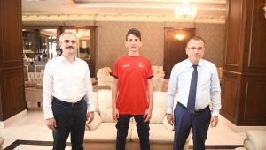 Milli karateciye moral ziyareti