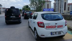 Sürücü kursu eğitmenini darp ettiler