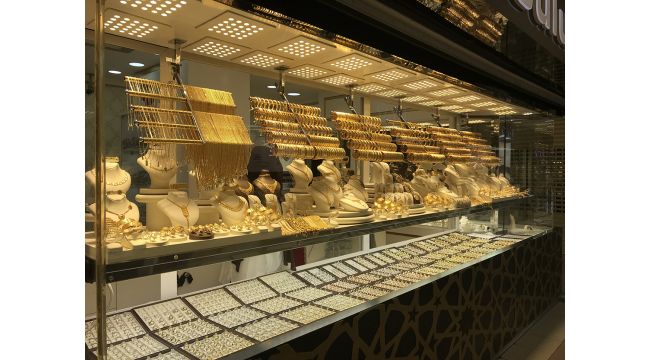 Vatandaşlar gram ve yarım gram altına yöneldi