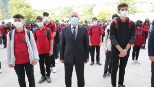 Başkan Büyükgöz öğrencilerin heyecanına ortak oldu