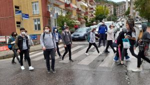 Büyükşehir Zabıtasıyla okul önleri güvende