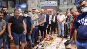 CHP Kocaeli ilk mezatta balıkçıları yalnız bırakmadı