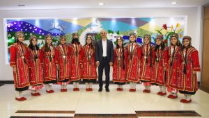 Çiftçi, şampiyon ekibi ağırladı