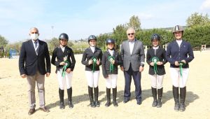 Derince Belediye Başkanlığı Kupası’nda Ödüller Başkan Aygün’den