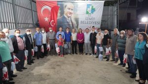 İzmitli süt üreticilerine sağım eğitimi verildi