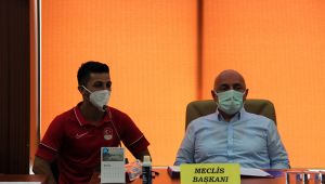 Olimpiyat ikincisi Eray Şamdan’a daire hediye edildi