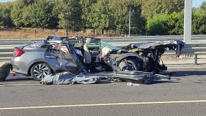 Otomobil ile kamyon çarpıştı: 1 ölü, 2’si çocuk 4 yaralı