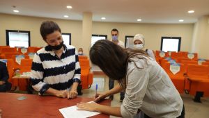 Vadi İzmit Evleri'nde 37 daire yeni sahiplerini buldu