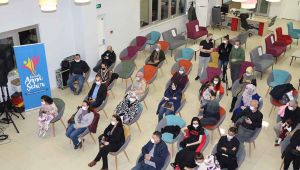 Anne Şehir bağlama kursu öğrencilerinden müzik şöleni