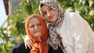 Bağışladığı karaciğerle kayınvalidesini hayata bağladı