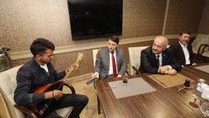 Büyükgöz GTÜ’lü misafir öğrencilerle buluştu