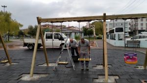 Darıca’da parklar çocuklar için güvenli hale getiriliyor