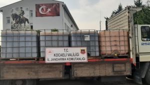 Durdurulan kamyonda 6 ton kaçak akaryakıt ele geçirildi