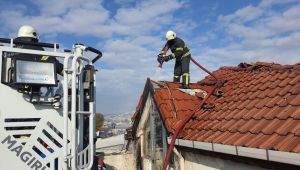 Fırının baca kısmında çıkan yangın korkuttu