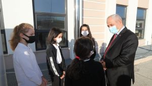 Güler ve Başkan Büyükgöz Bayrak Töreninde