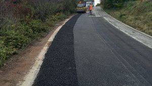 Kandıra Akçaova’da asfaltlama çalışmaları