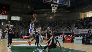 KBSL: UMF Yapı İzmit Belediyespor: 85 - Beşiktaş HDI Sigorta: 67