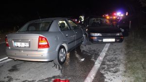 Kocaeli'nde 3 araç birbirine girdi: 2 yaralı