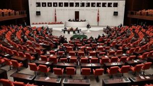 Meclis'te mesai başladı! Yargıda reform hareketliliği