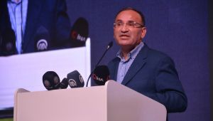 Bekir Bozdağ Kocaeli’ne geldi