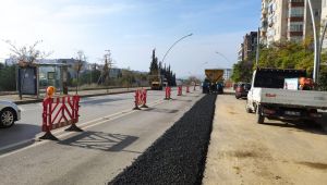 Gebze Zeki Acar Caddesi’nde üst yapı çalışması