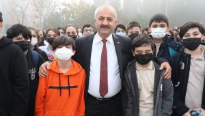 Güler ve Başkan Büyükgöz Bayrak Töreninde
