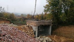 İzmit Eseler köyüne menfez yapılıyor