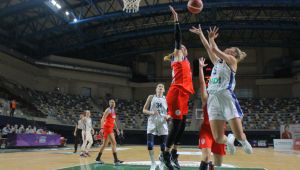 KBSL: UMF Yapı İzmit Belediyespor: 61- Botaş: 69