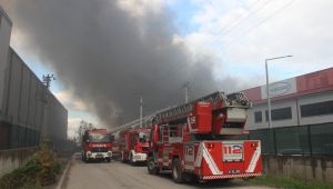 Kocaeli'nde büyük fabrika yangını