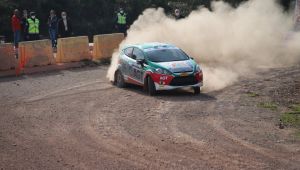 Kocaeli Rallisi'nde yürekleri ağıza getiren kazalar