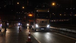 TEM’de iki tır çarpıştı, kilometrelerce kuyruk oluştu