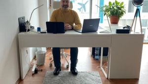 Ali Osman Gür ülke sınırlarını aştı